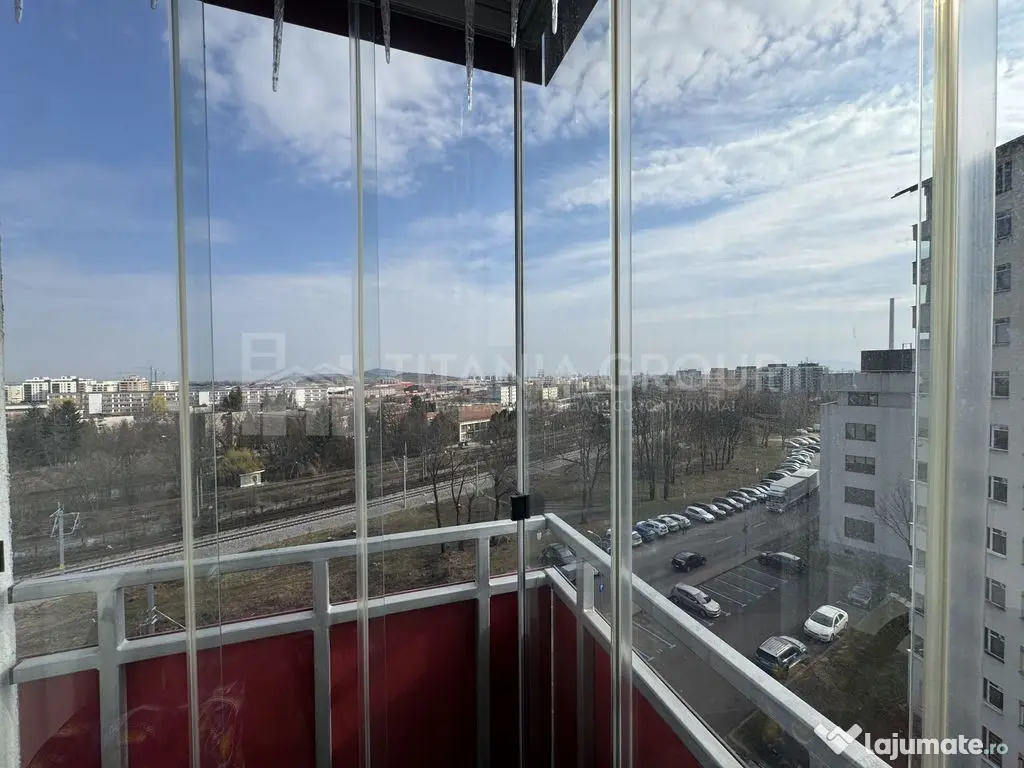 Apartament 2 camere modern, bloc nou, zona Garii, parcare... 