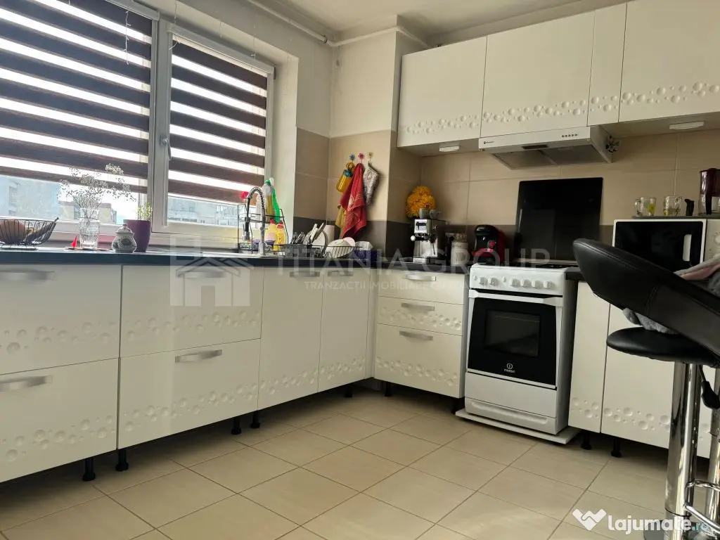Apartament 2 camere modern, bloc nou, zona Garii, parcare... 