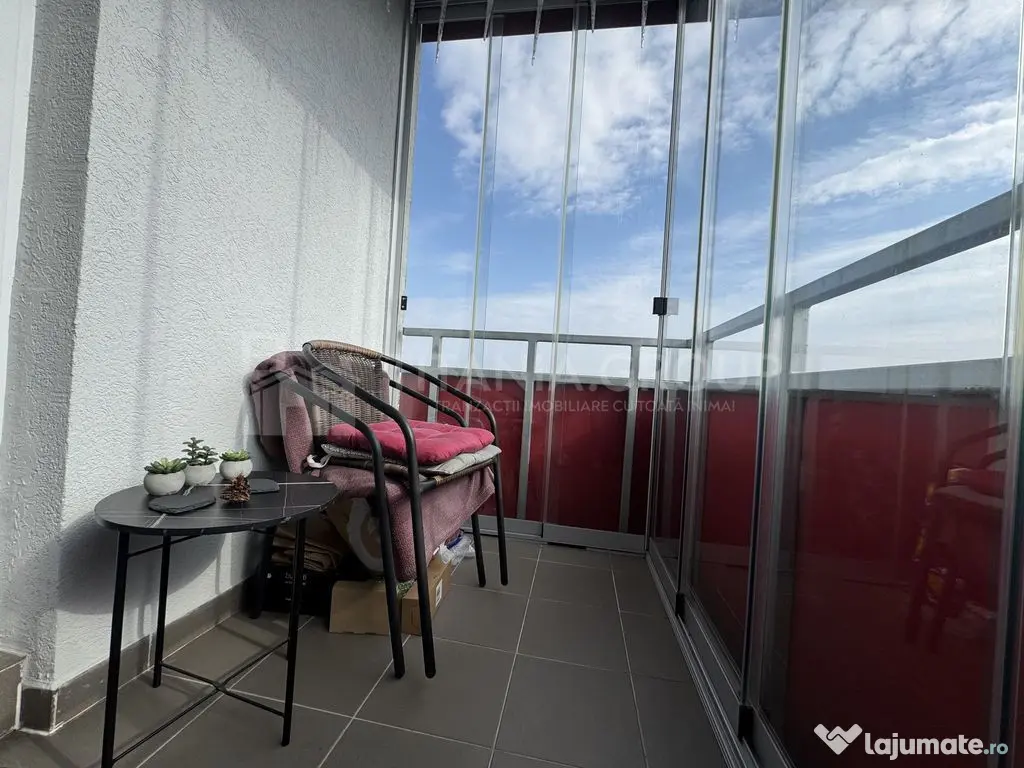 Apartament 2 camere modern, bloc nou, zona Garii, parcare... 