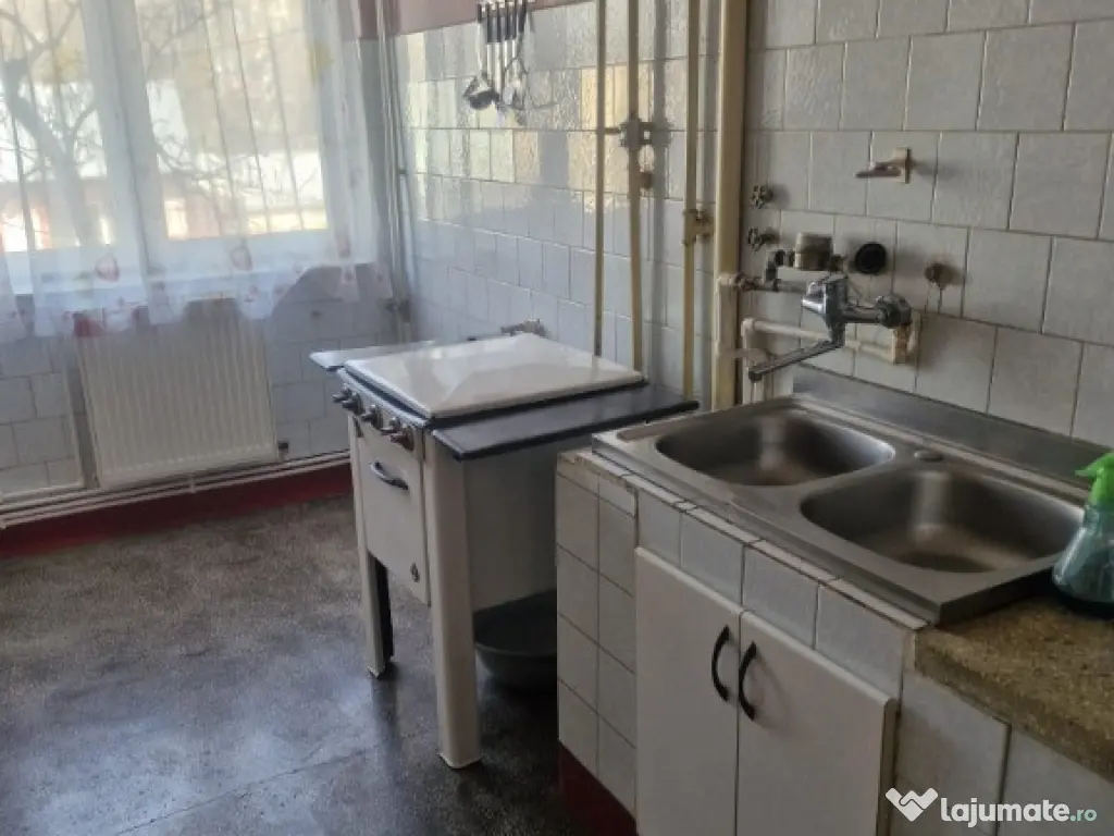 Apartament 3 camere Obor