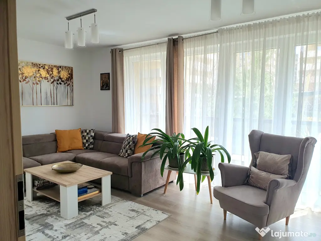 Apartament 3 camere premium 85mp+balcon 25mp–mobilat și utilat complet str.Carpaților 