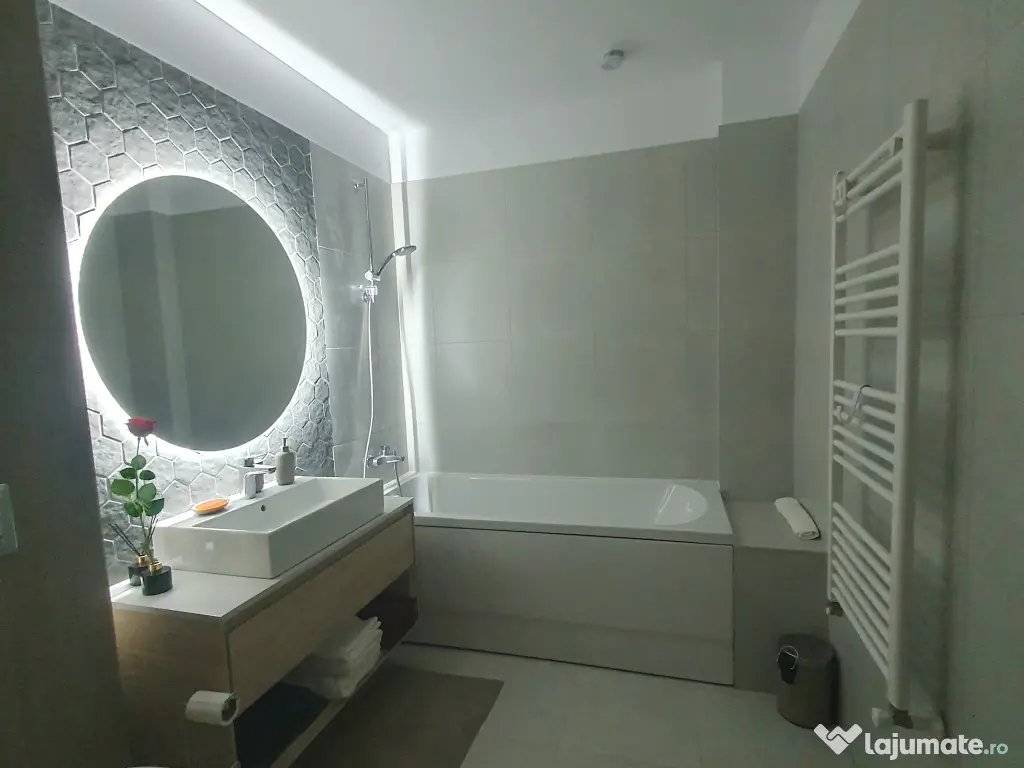 Apartament 3 camere premium 85mp+balcon 25mp–mobilat și utilat complet str.Carpaților 