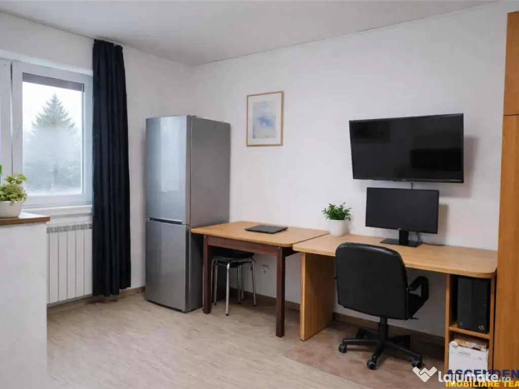 Camera de camin cu baie proprie si mica bucatarie, Astra, Br 