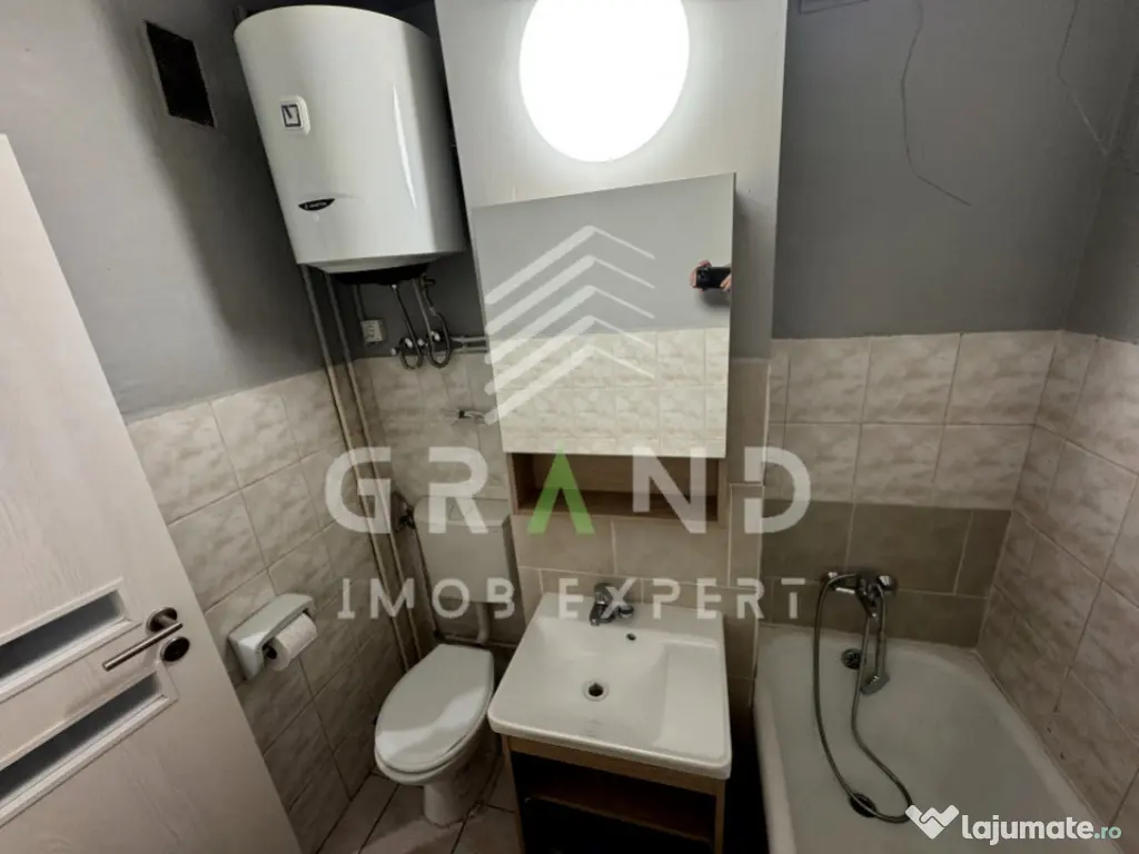 OPORTUNITATE!Garsonieră | 27,5 mp | Balcon închis | Mără 