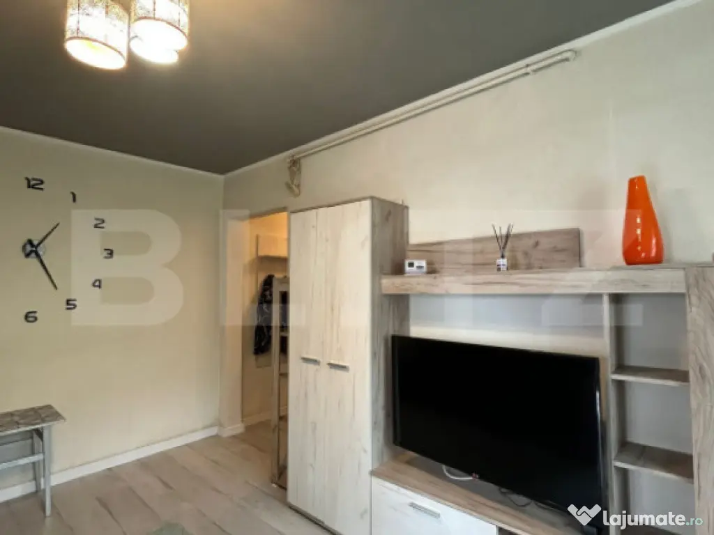 Apartament de închiriat – 2 camere, zona Dambu 