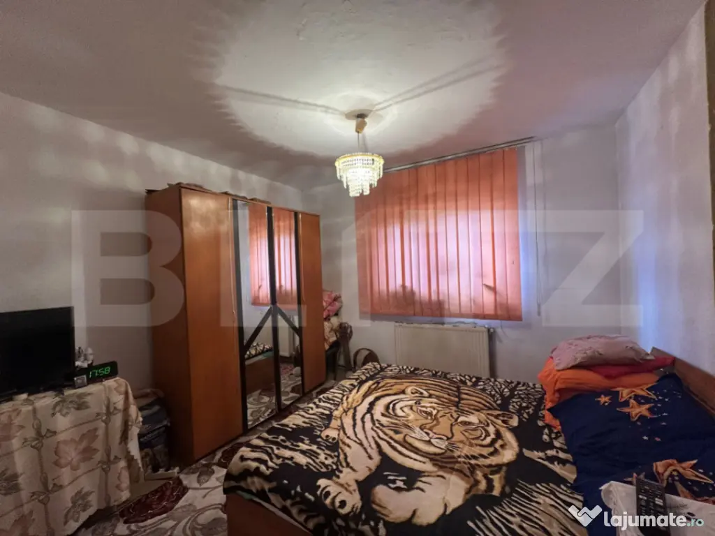 Apartament 2 camere, decomandat 53 mp 