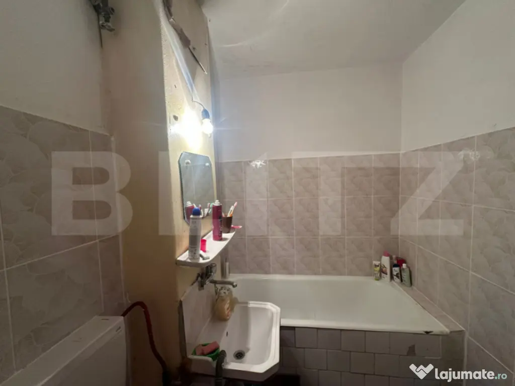 Apartament 2 camere, decomandat 53 mp 