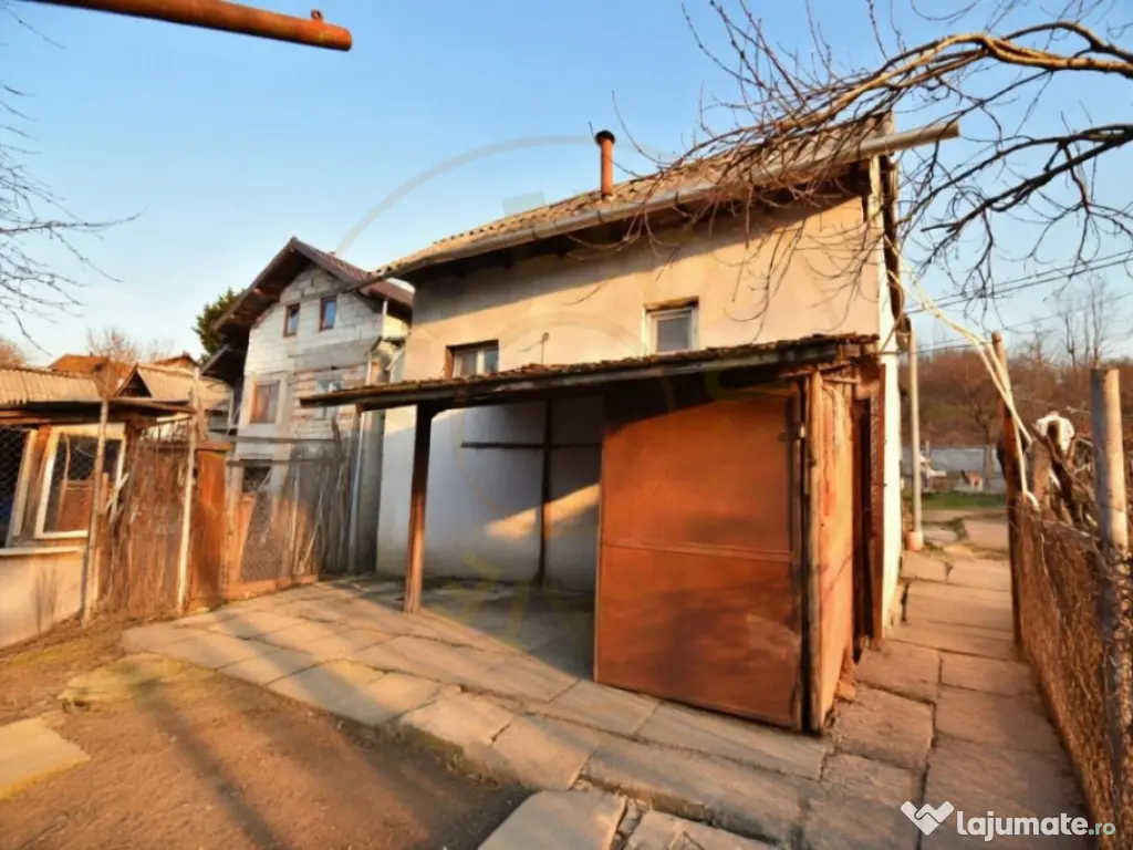 Casa + teren 742mp in Ștefănești, Argeș