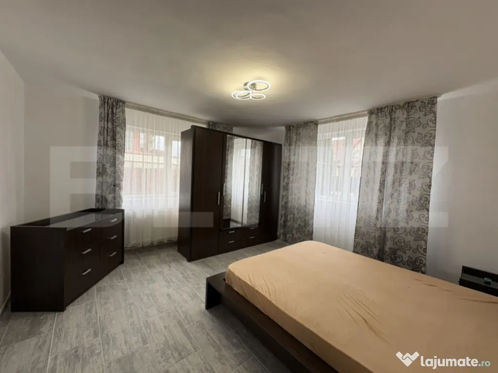 Apartament 3 camere, prima închiriere, parcare, 87 mp, pet- 