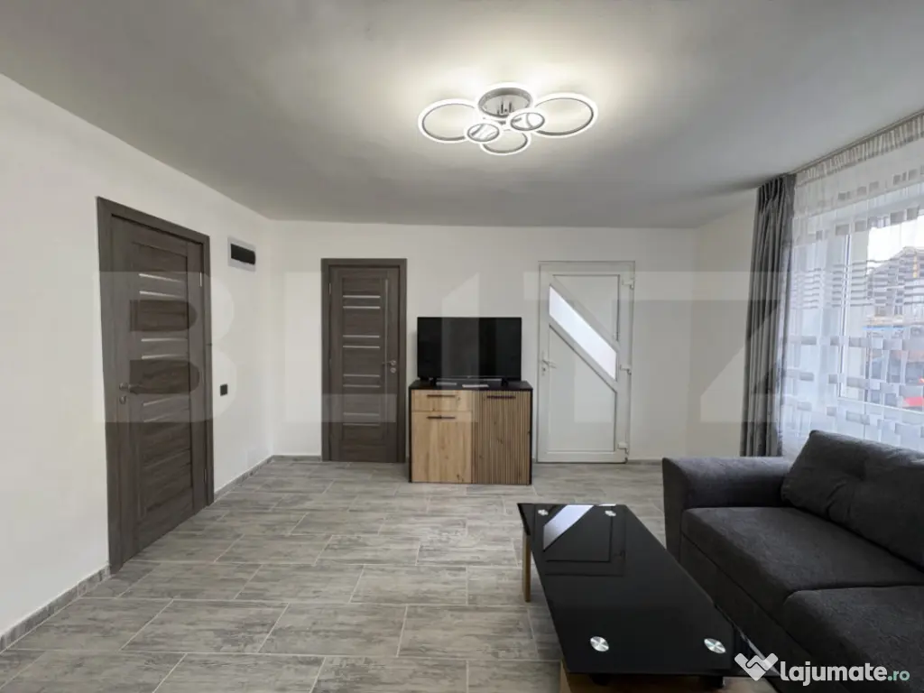 Apartament 3 camere, prima închiriere, parcare, 87 mp, pet- 
