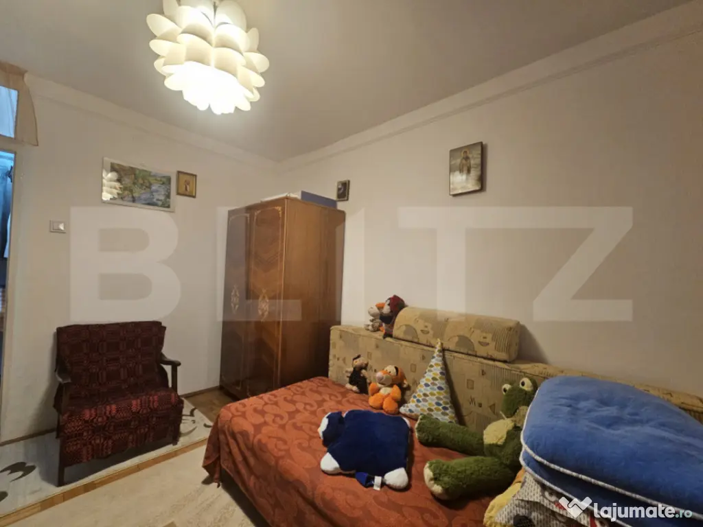 Apartament 3 Camere, Decomandat, 2 bai, zona Nicolina 