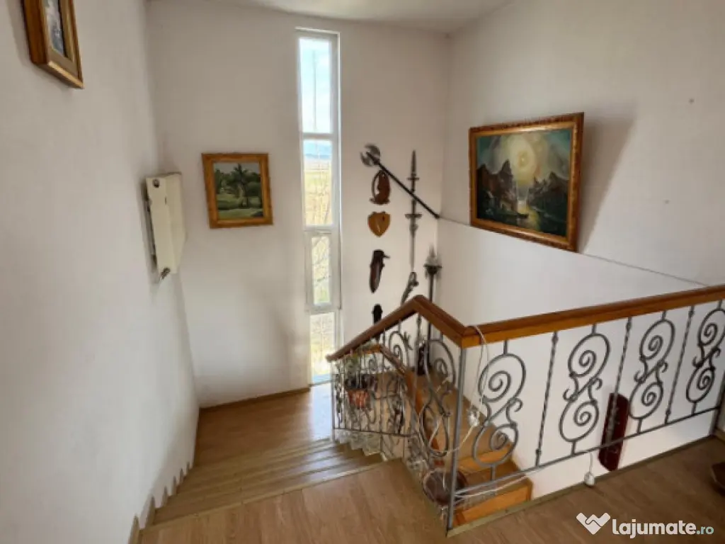 Casă P+1 Coltău, 120 mp utili, 33.5 ari, garaj, mobilată 