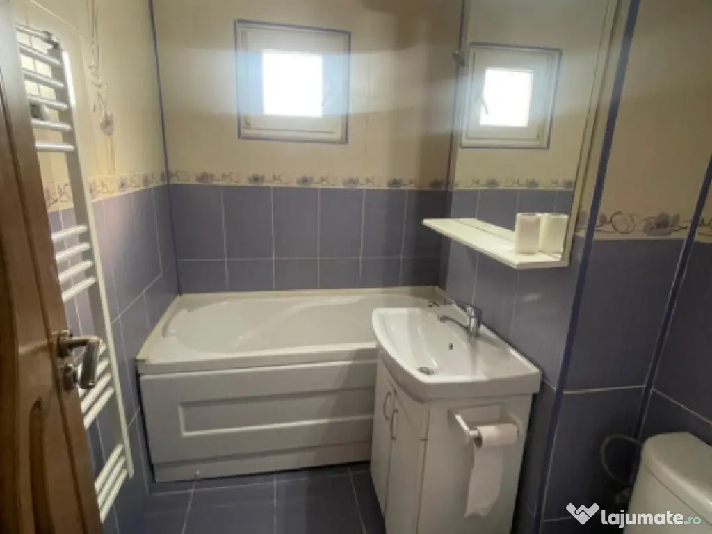 Apartament cu 3 camere, 52 mp, etaj 3, Craiovita Noua, zona 