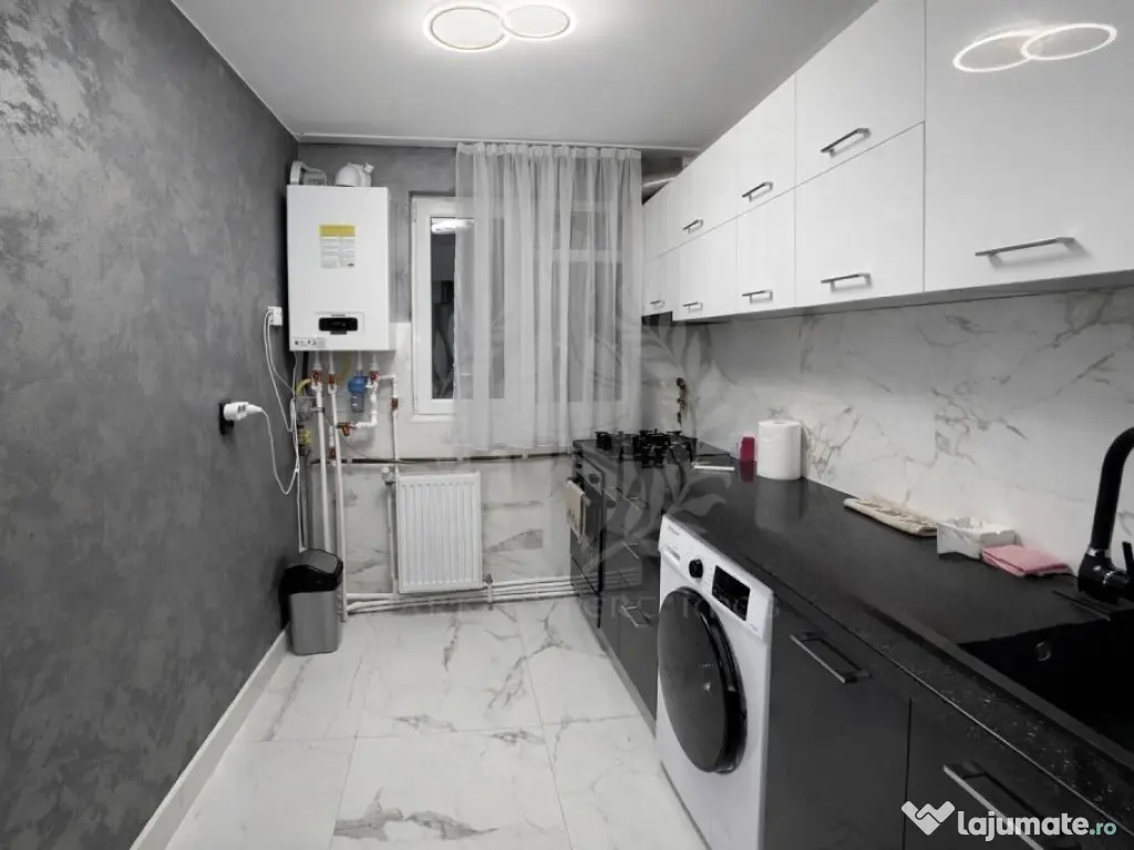 Inchiriere apartament 2 camere, renovat, zona Vest, 