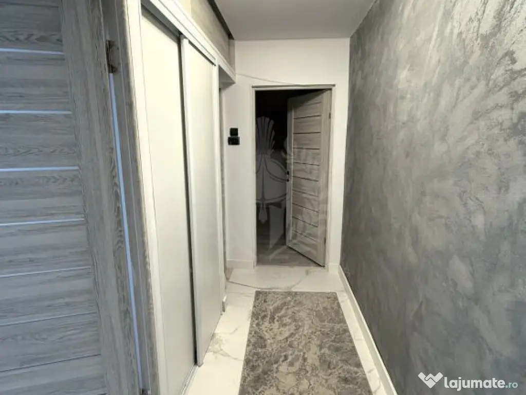 Inchiriere apartament 2 camere, renovat, zona Vest, 