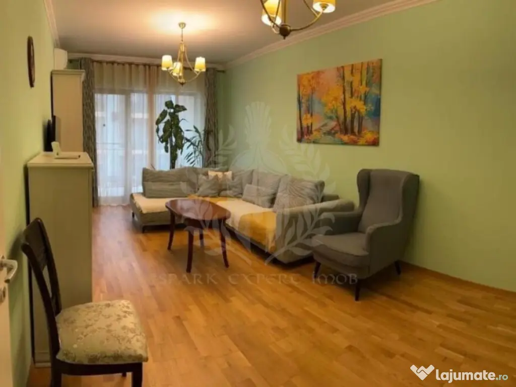 2 CAMERE // MRS SMART // LOC DE PARCARE