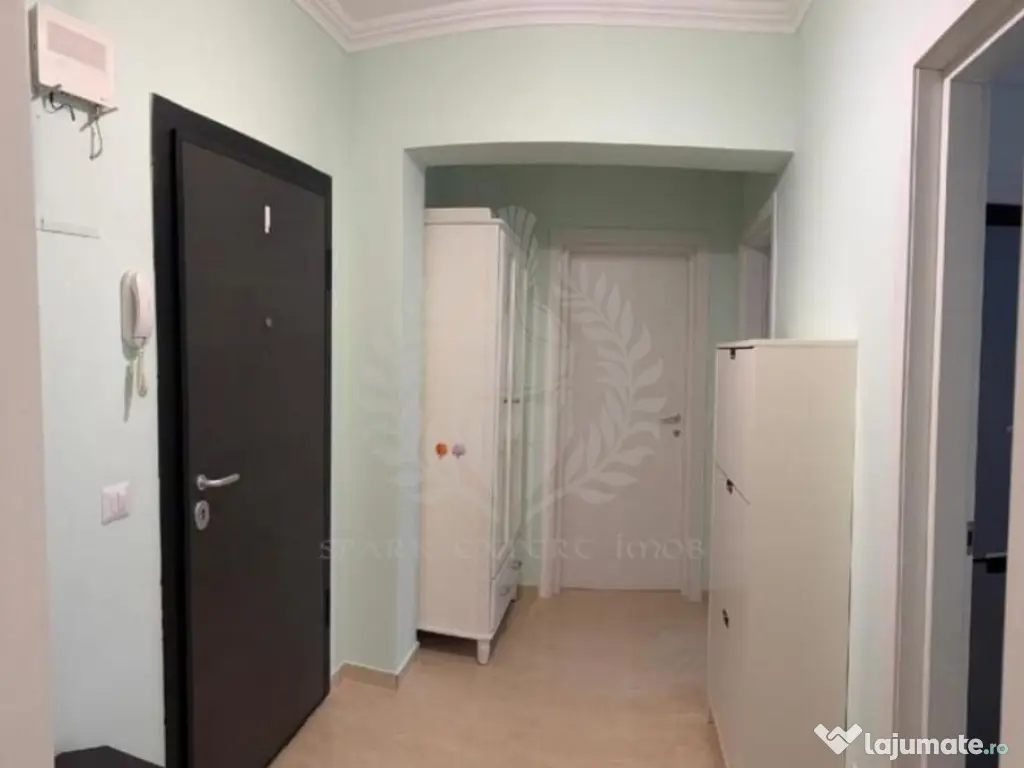 2 CAMERE // MRS SMART // LOC DE PARCARE