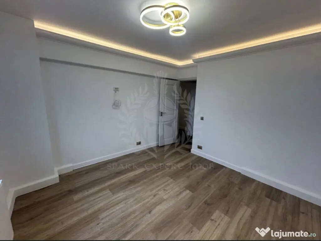 Apartament 2 camere, renovat, centrala proprie, zona Vest/ 