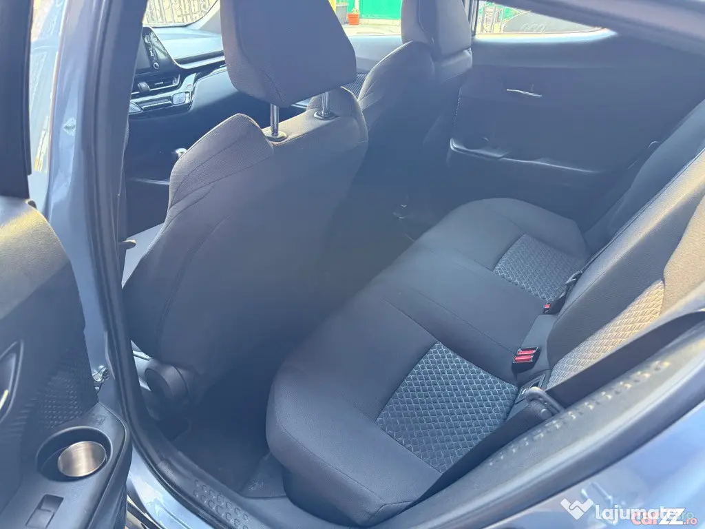 T Toyota C-HR 1.8 HSD 122 CP 4x2 CVT Core 