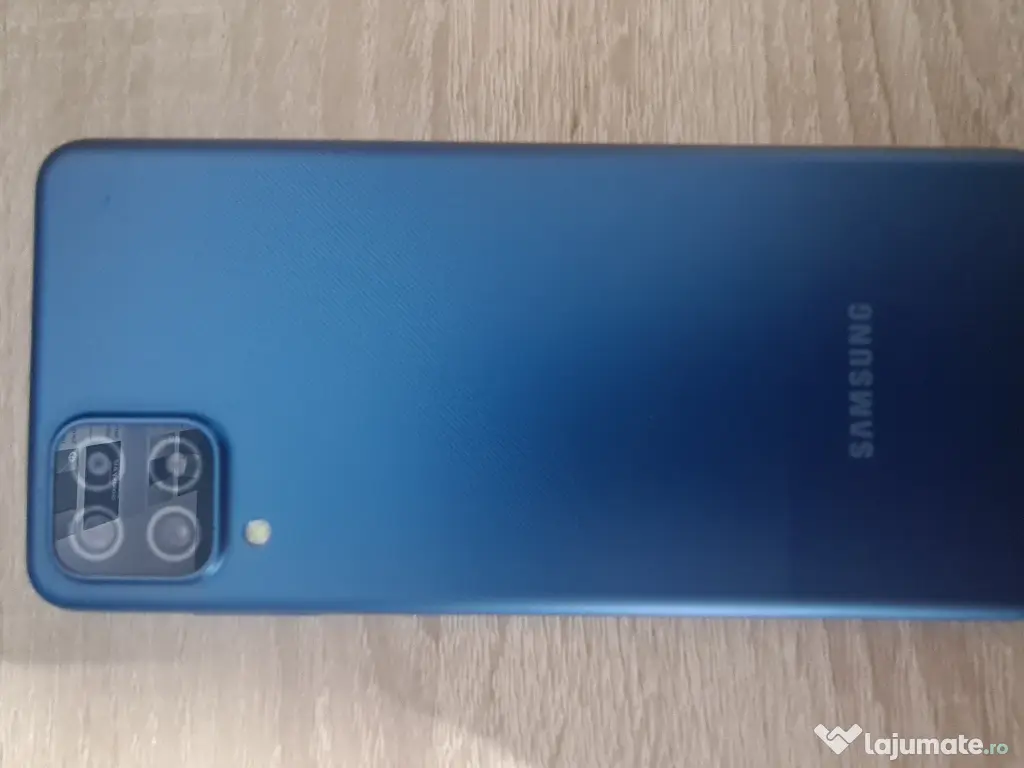 Samsung Galaxy A12 