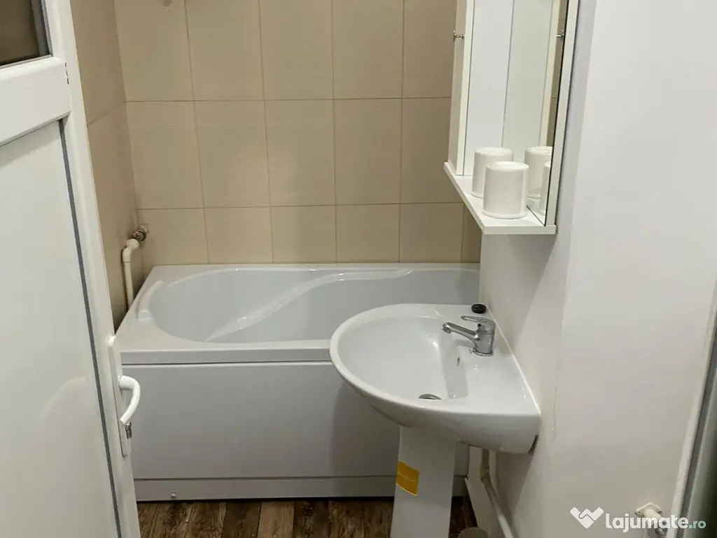 Apartament 2 camere Motru 