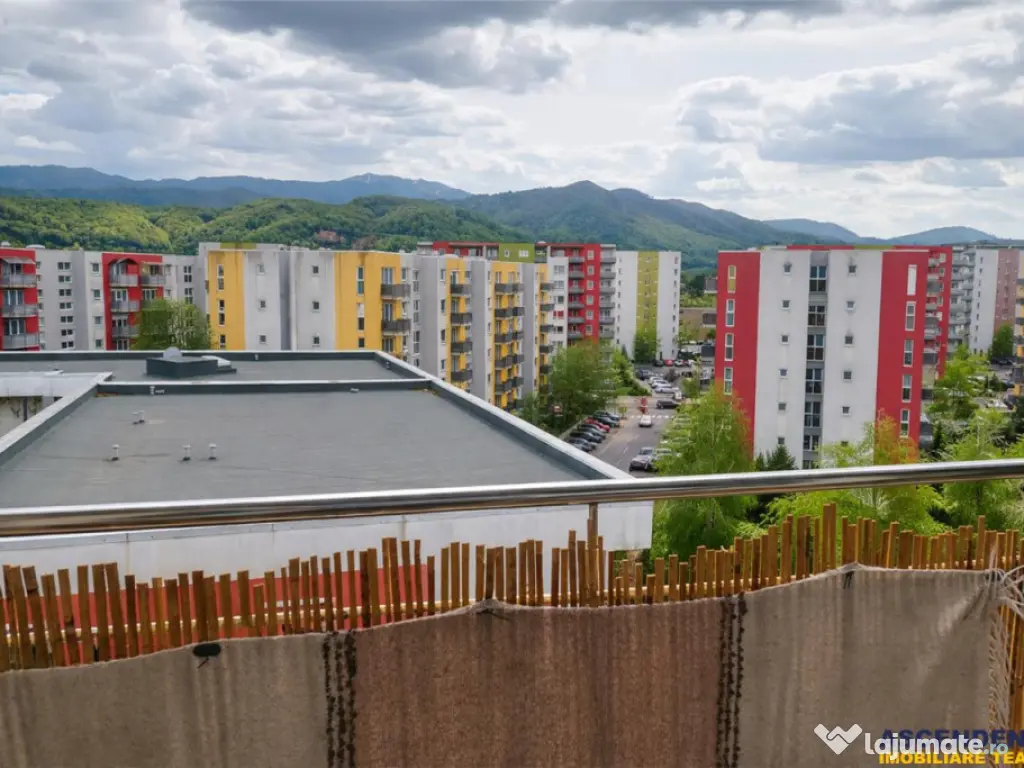 Apartament 3 camere, decomandat, terasa, parcare, Avantgarde 