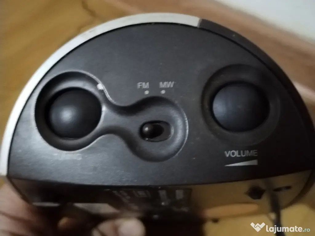 Radio cu ceas Grundig 