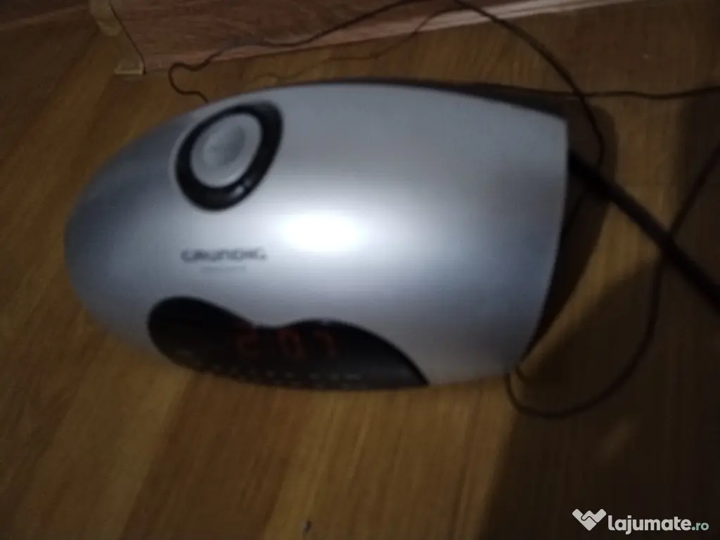 Radio cu ceas Grundig 