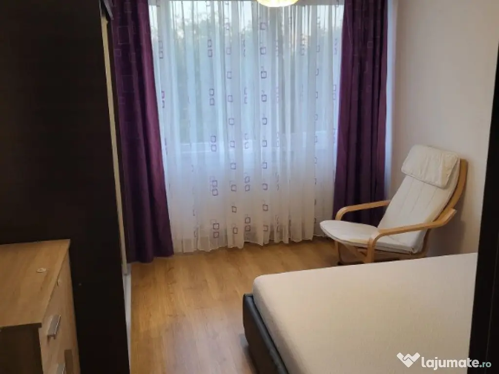 Inchiriez apartament 2 camere decomandat Sector 4 