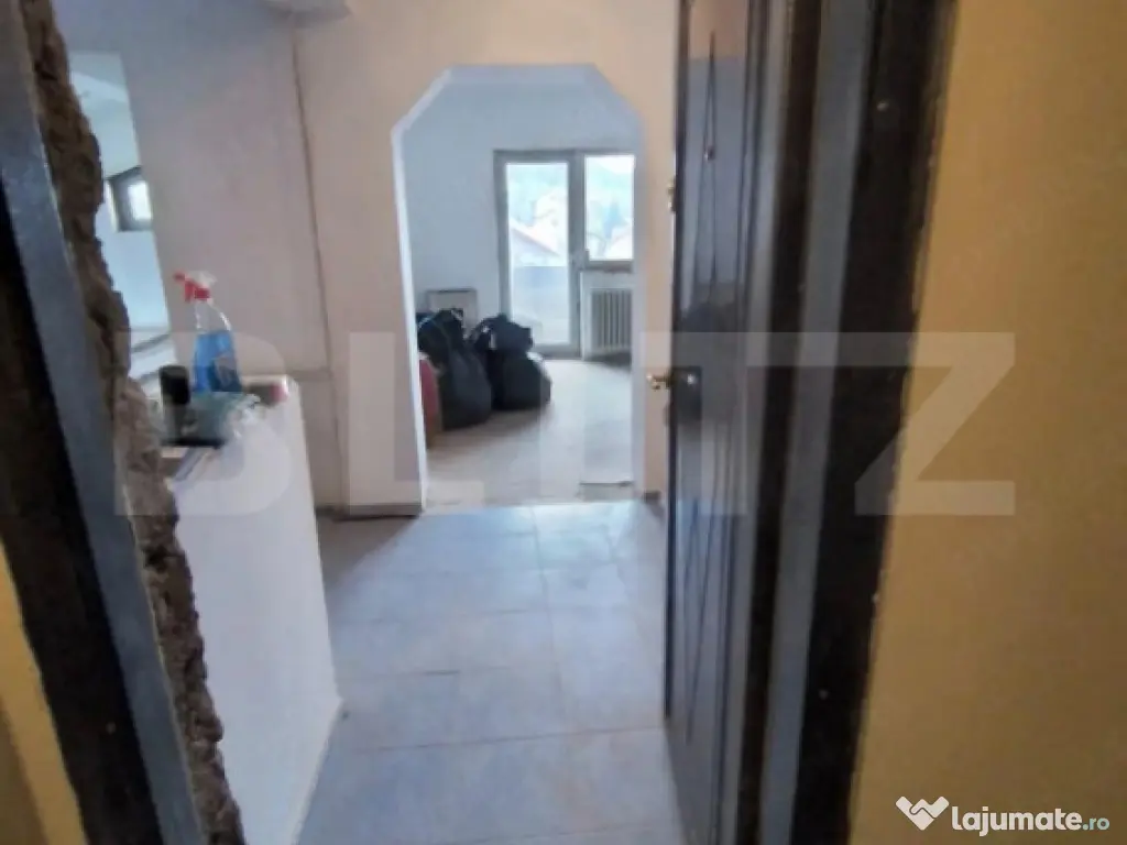 Apartament 2 camere, zona Racadau, boxa 