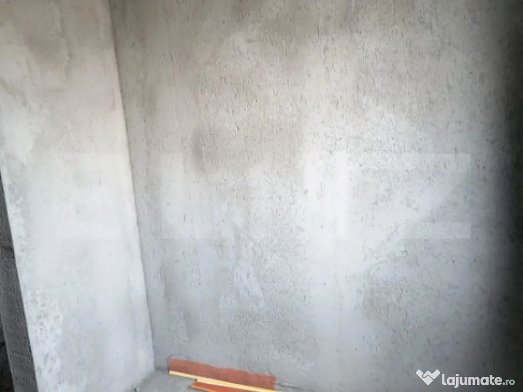 Casa spatioasa de vinzare,ideala pentru confort si liniste 