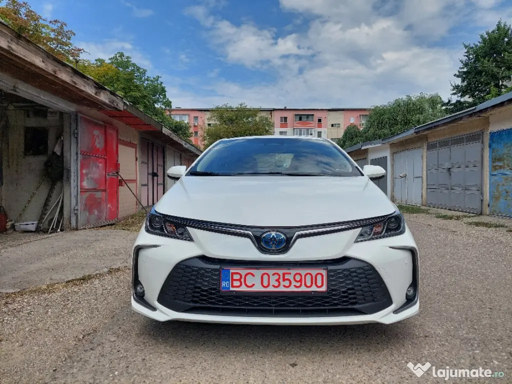 vând toyota corolla GPL 