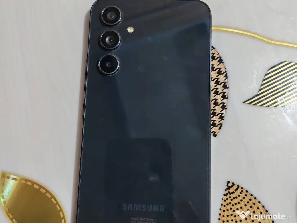 De vânzare telefon mobil marca Samsung A54 5g foarte bun 