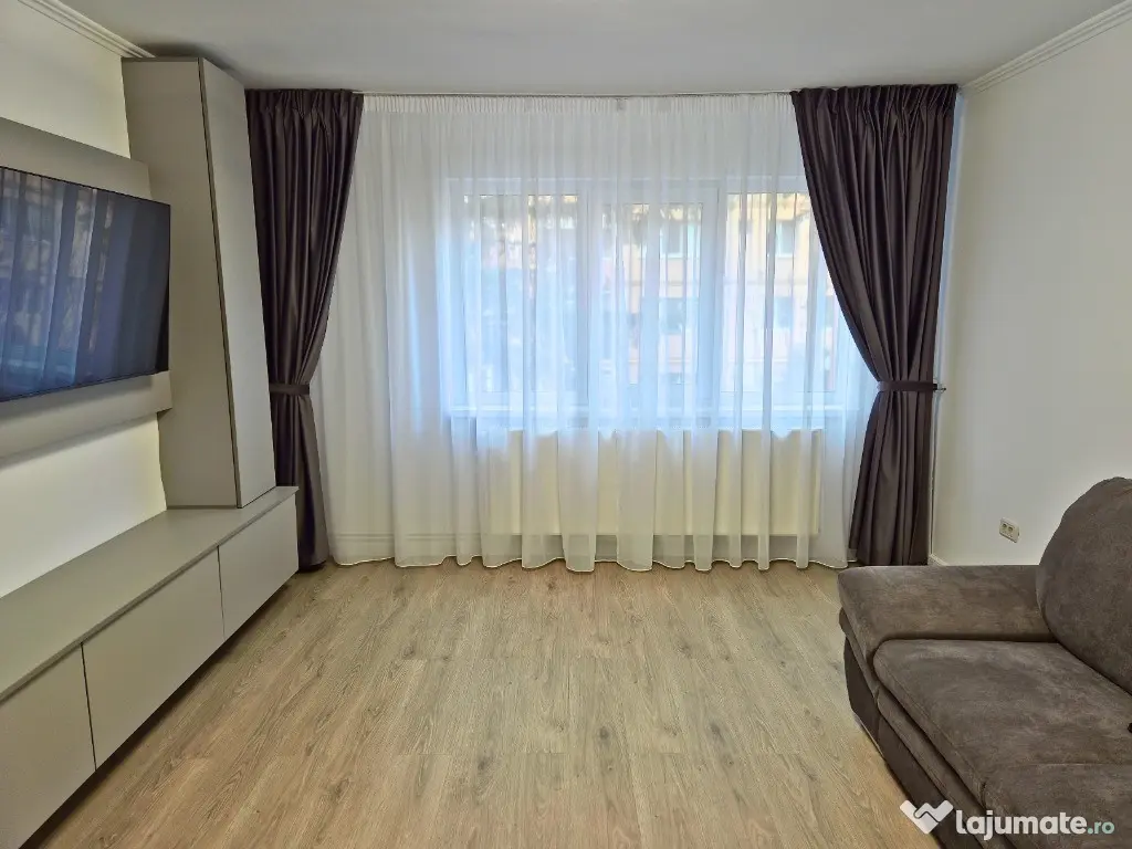 NORD - APARTAMENT DE 2 CAMERE, RENOVAT COMPLET - PRIMA INCHIRIERE 