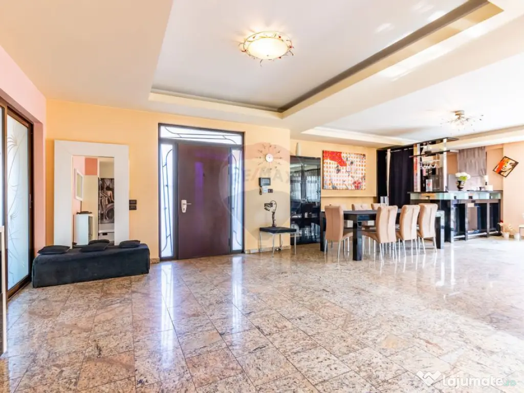 Vanzare Vilă cu 7 camere Corbeanca 