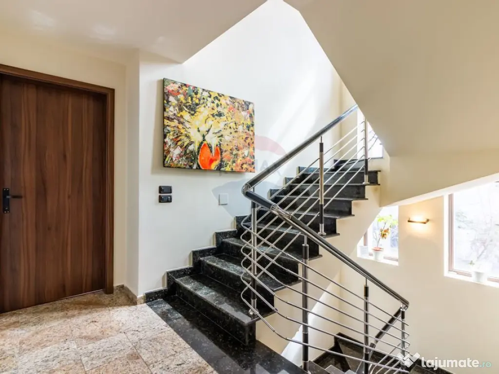 Vanzare Vilă cu 7 camere Corbeanca 