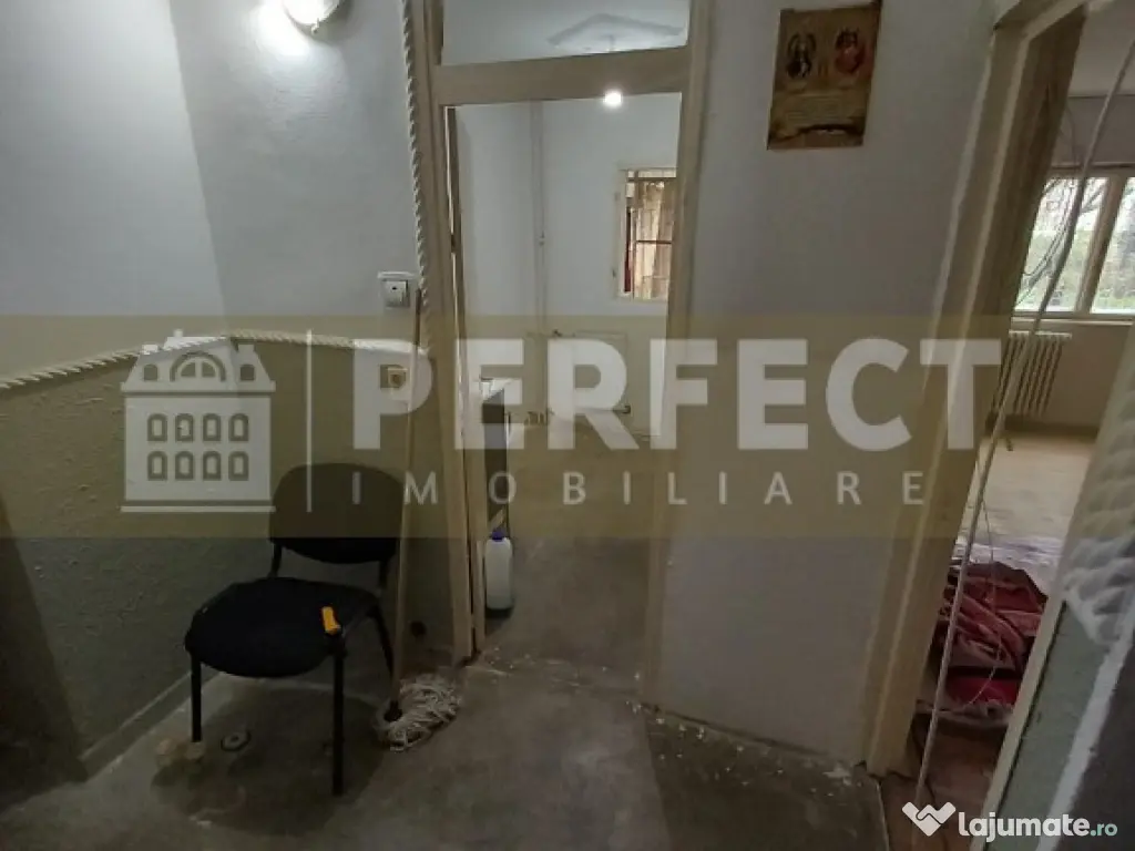 Ap.3 camere PARTER 9 Mai DECOMANDAT pret 79800 euro 