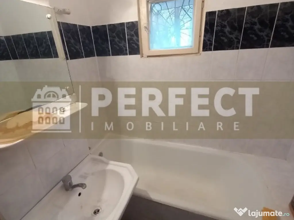 Ap.3 camere PARTER 9 Mai DECOMANDAT pret 79800 euro 