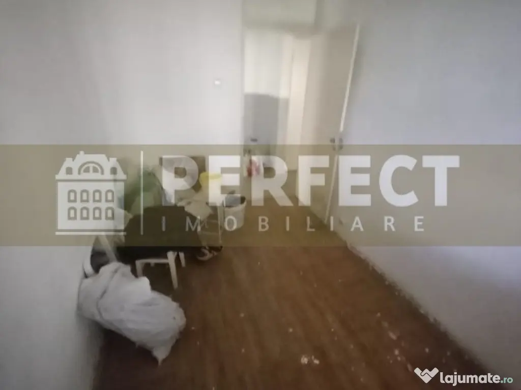 Ap.3 camere PARTER 9 Mai DECOMANDAT pret 79800 euro 