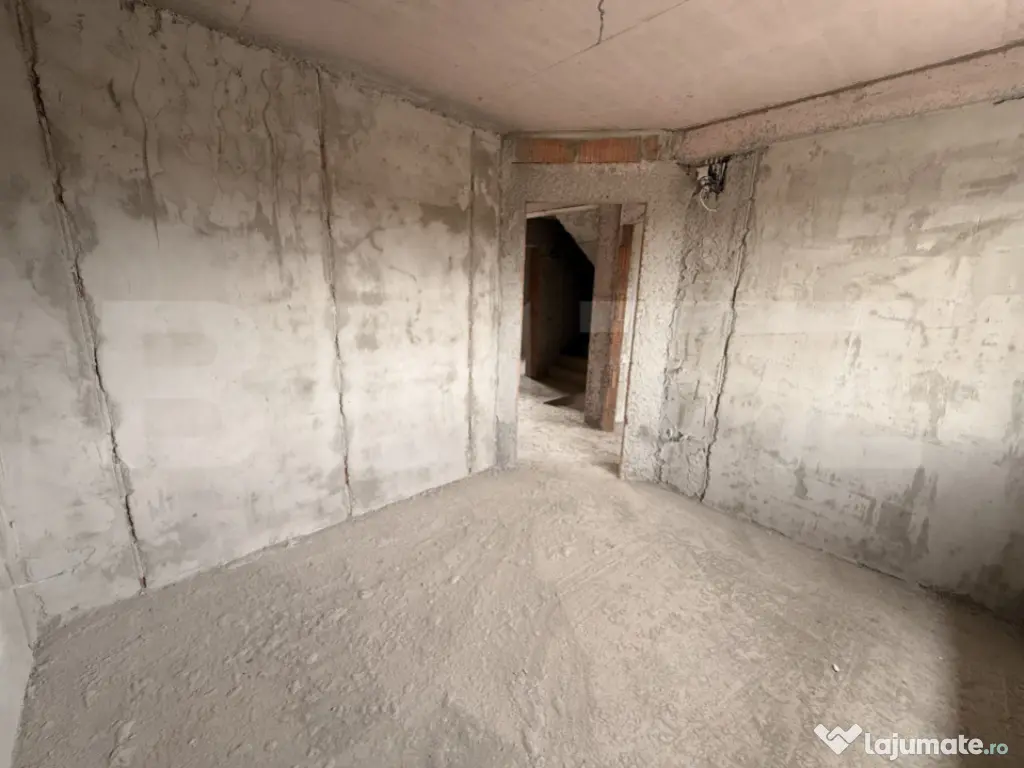 Casă modernă in Ploiesti + curtea + 2 locuri de parcare. 