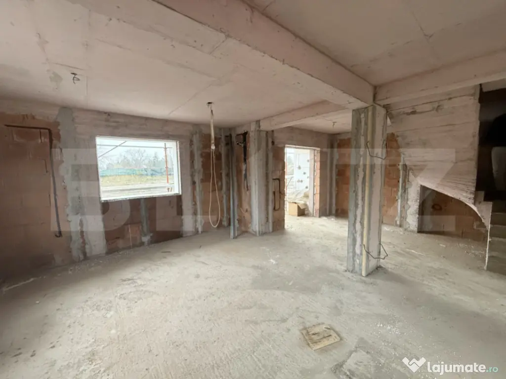 Casă modernă in Ploiesti + curtea + 2 locuri de parcare. 