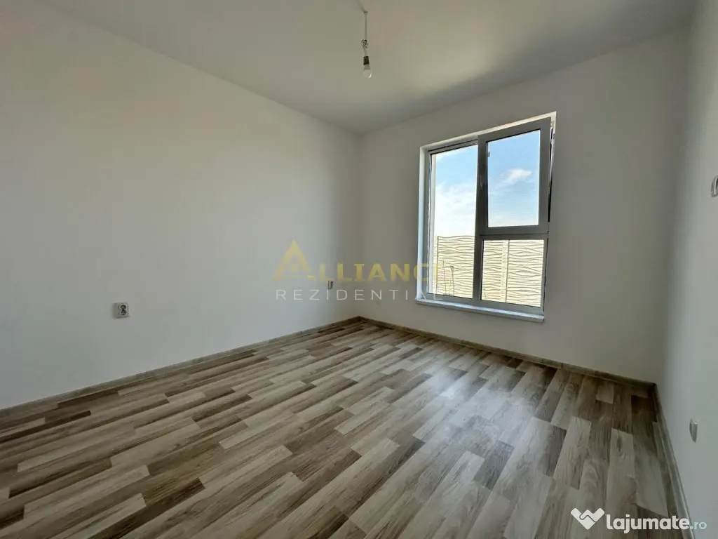 Casa individuala - 3 camere - 2 bai-310 mp teren 