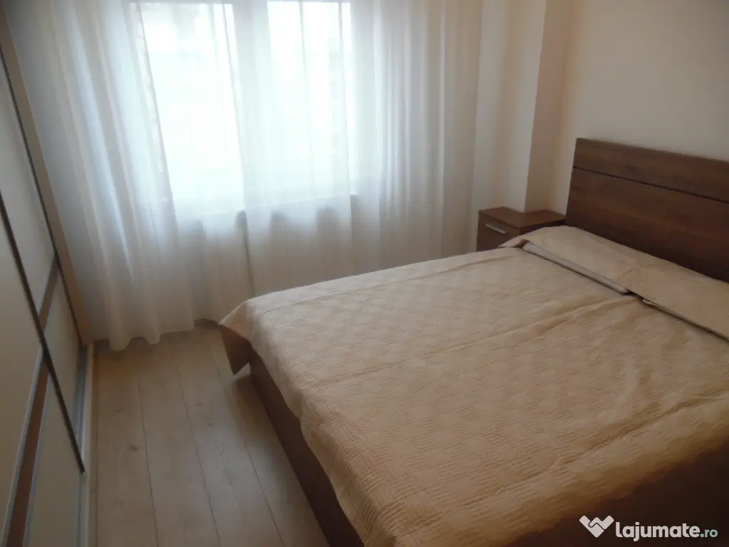 Inchiriez apartament 2 camere decomandat in Deva, Casa de Pensii,et 7