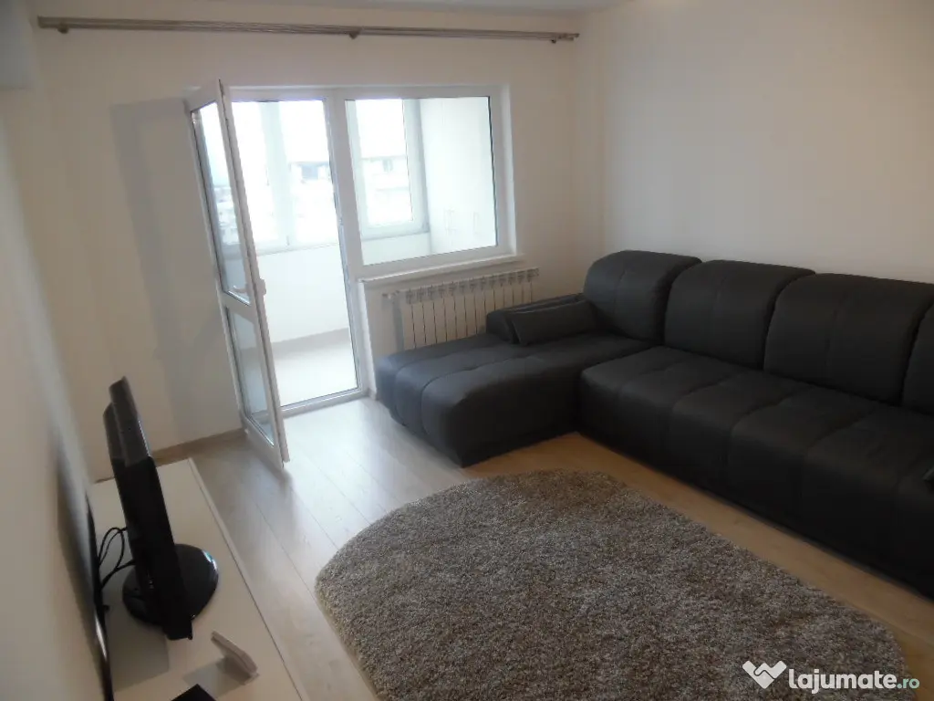 Inchiriez apartament 2 camere decomandat in Deva, Casa de Pensii,et 7