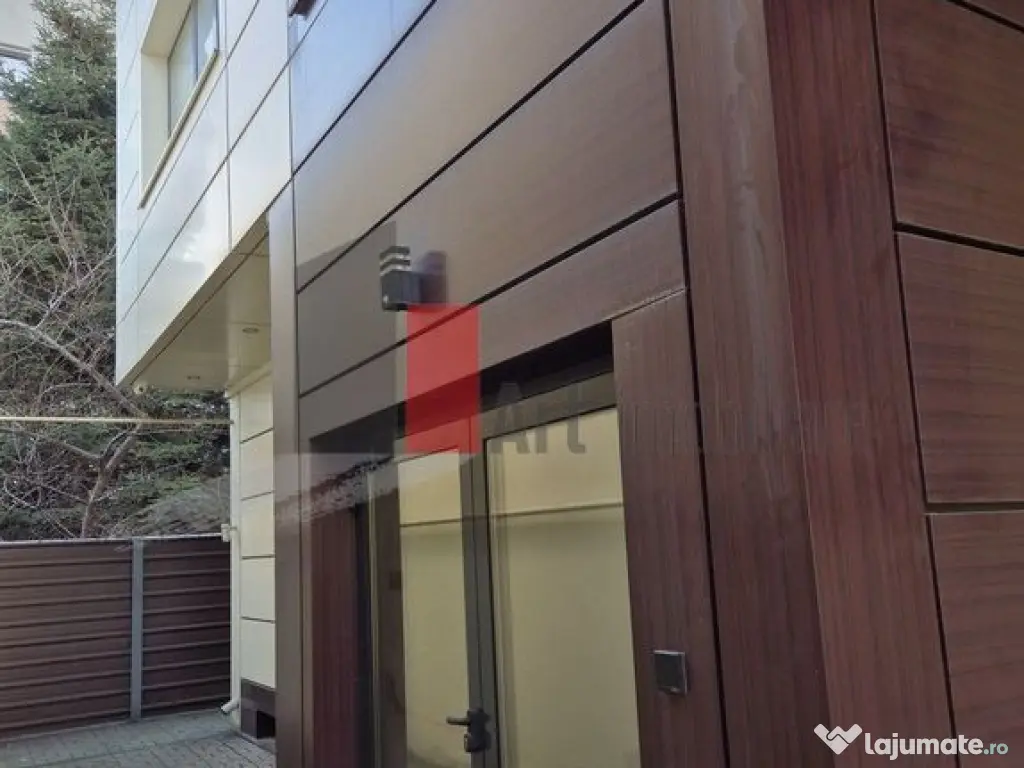 0% Comision - Spatiu comercial de inchiriat in zona Plaza... 