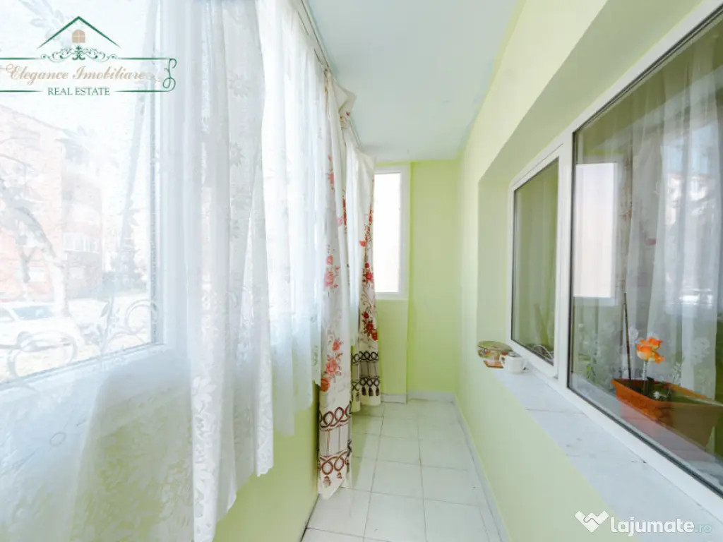 Apartament 3 camere cu centrala proprie, zona 100 Micalaca,