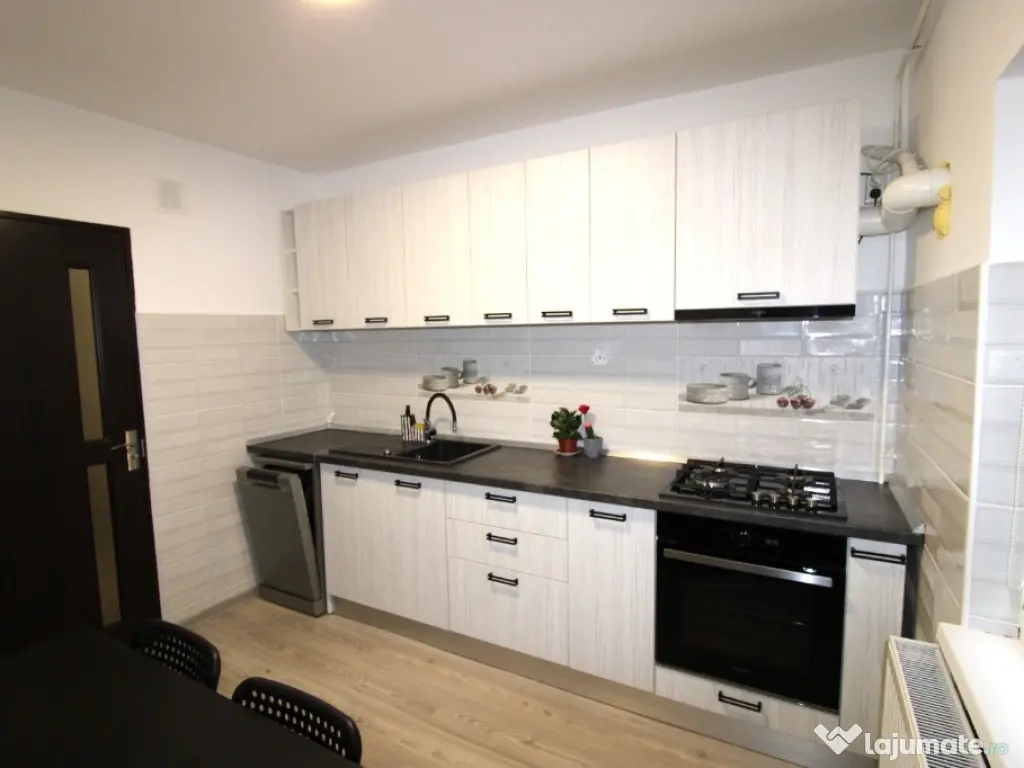 2 Camere DECOMANDATE | Bloc 2002 | Micro 17 | Orientare SUD 