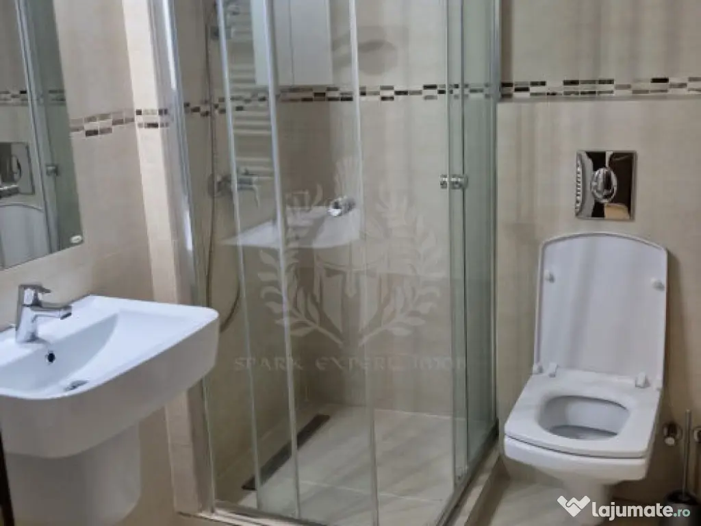 //2 CAMERE// MARASESTI//LOC DE PARCARE// 