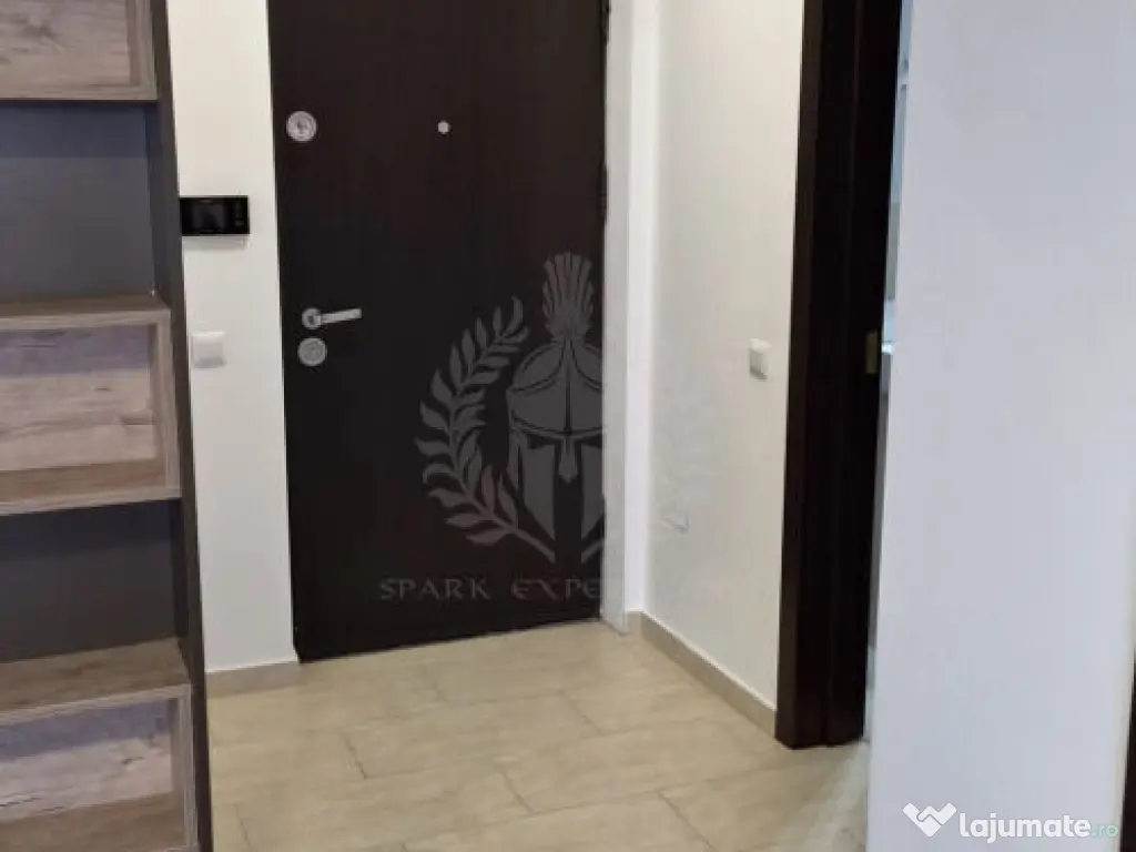 //2 CAMERE// MARASESTI//LOC DE PARCARE// 