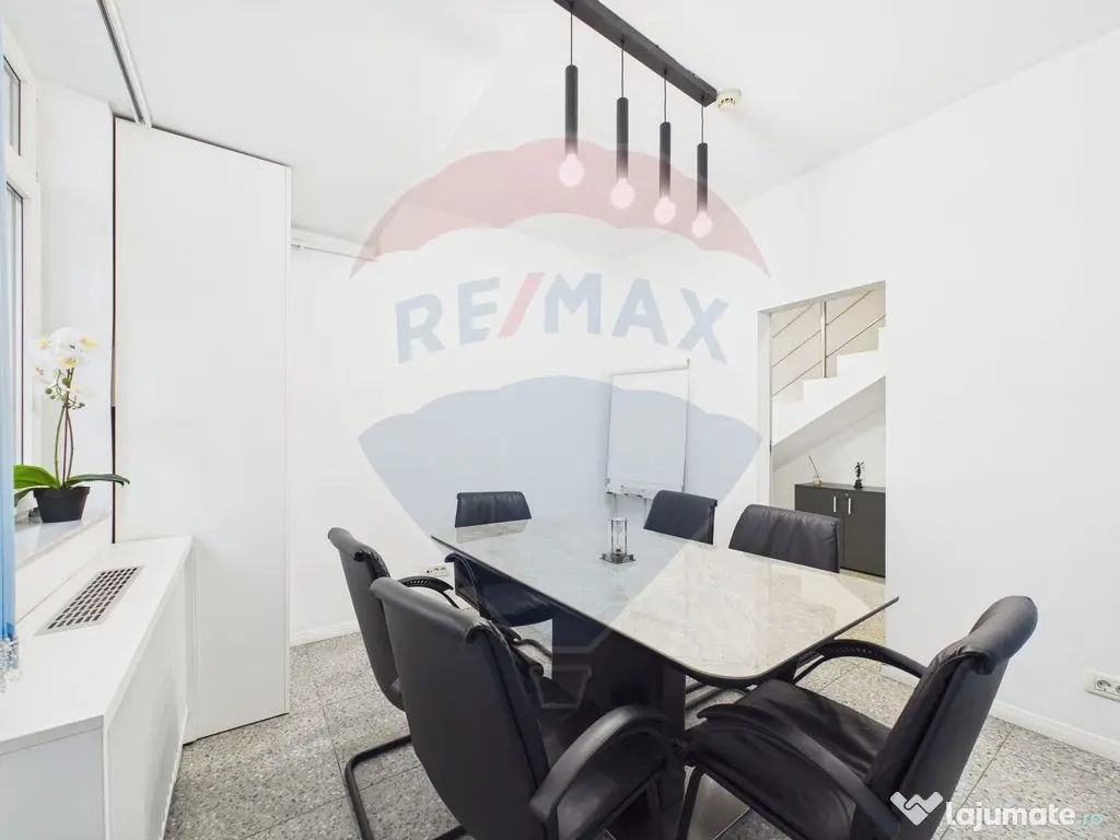 Apartament 4 camere recompartimentat din 3, P-ta Unirii |... 